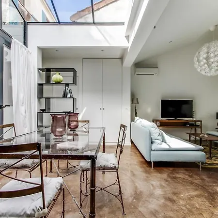 Aparatments At Maria's In 4 Bd דירה בודפשט